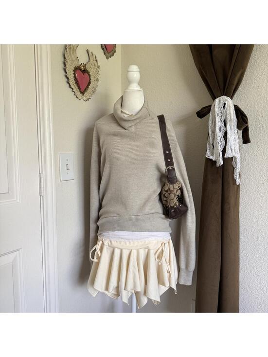Aritzia Sweaters - Wilfred for Aritzia Wool Turtleneck Sweater Lightweight Fall Cozy Fisherman